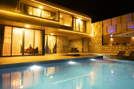 Villa Madeline